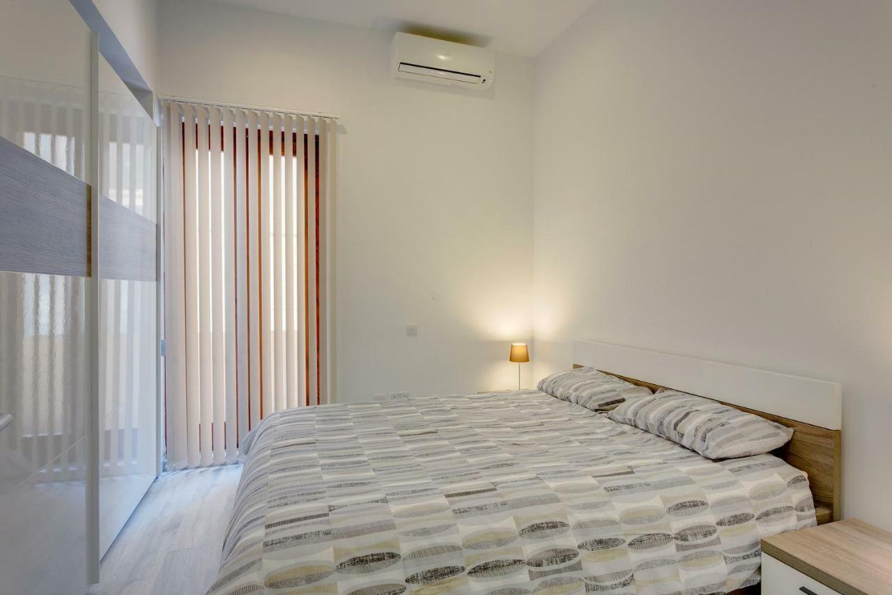 Stylish 2 Bedroom Apartment In An Amazing Location สลีมา ภายนอก รูปภาพ